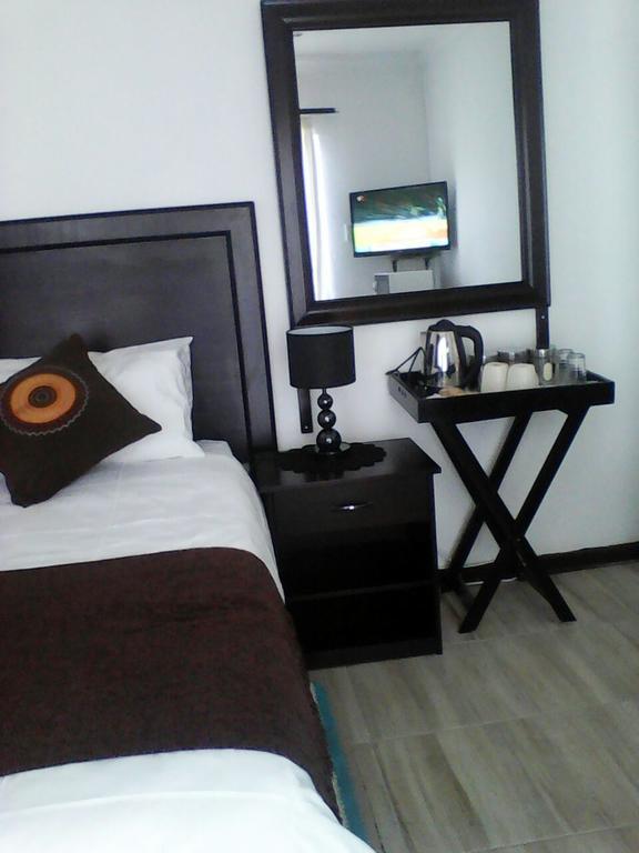 Aliwal Villa Guest Lodge Exterior foto
