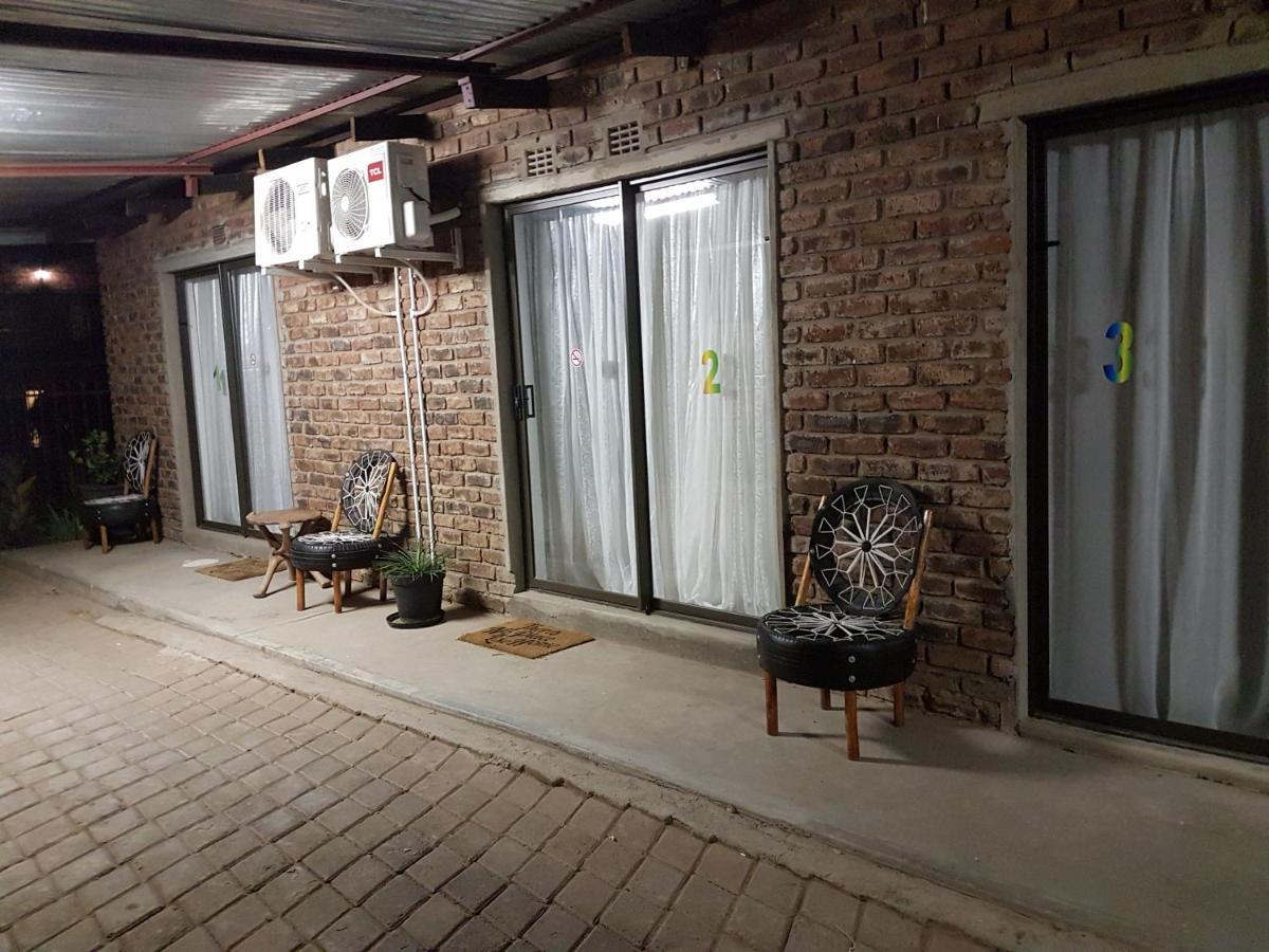 Aliwal Villa Guest Lodge Exterior foto