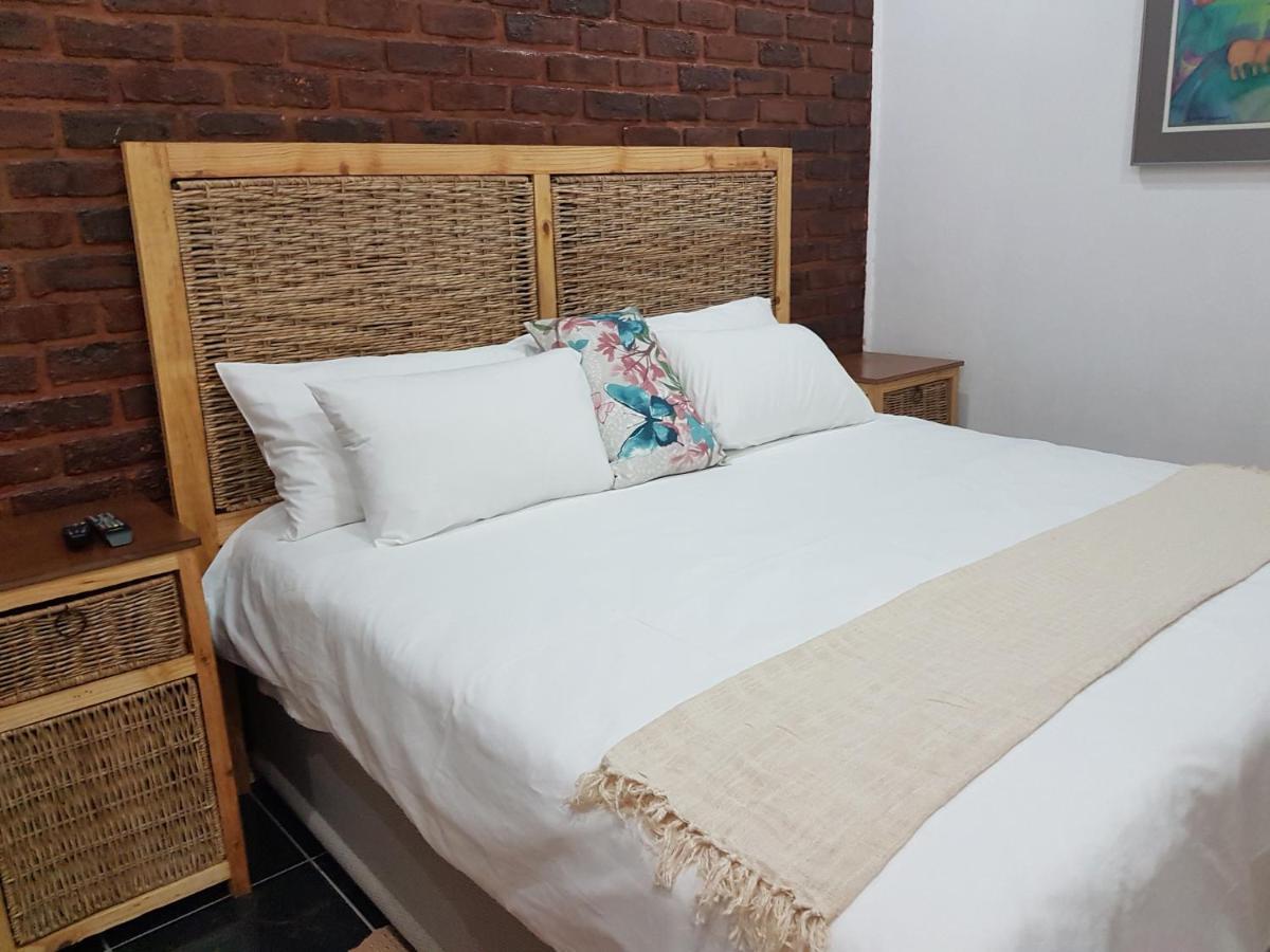 Aliwal Villa Guest Lodge Exterior foto